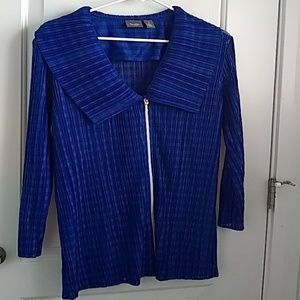 Chico's Travelers Collection blue zip top size 2